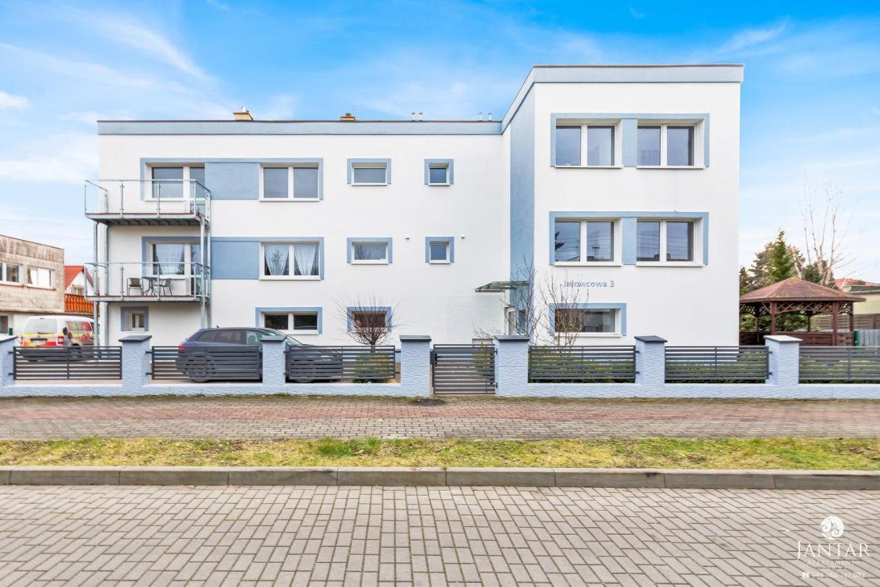 Willa Jalowcowa By Jantar Apartamenty Kolobrzeg Grzybowo  Kültér fotó
